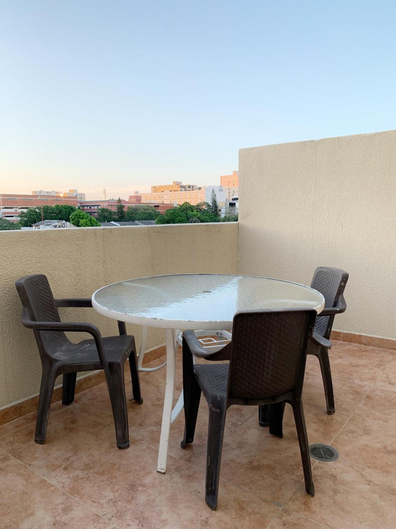 Hotel Continental Plaza Barranquilla Баранкила Екстериор снимка