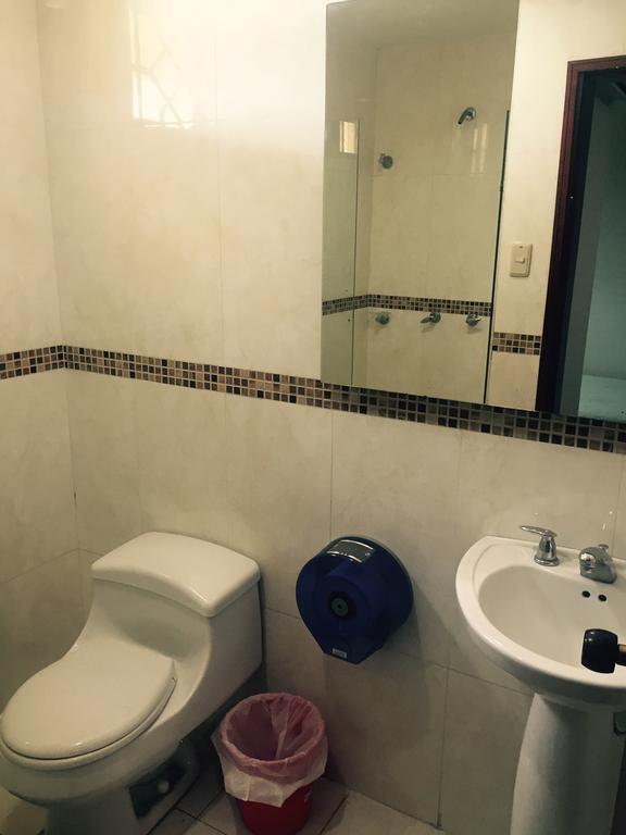 Hotel Continental Plaza Barranquilla Баранкила Стая снимка